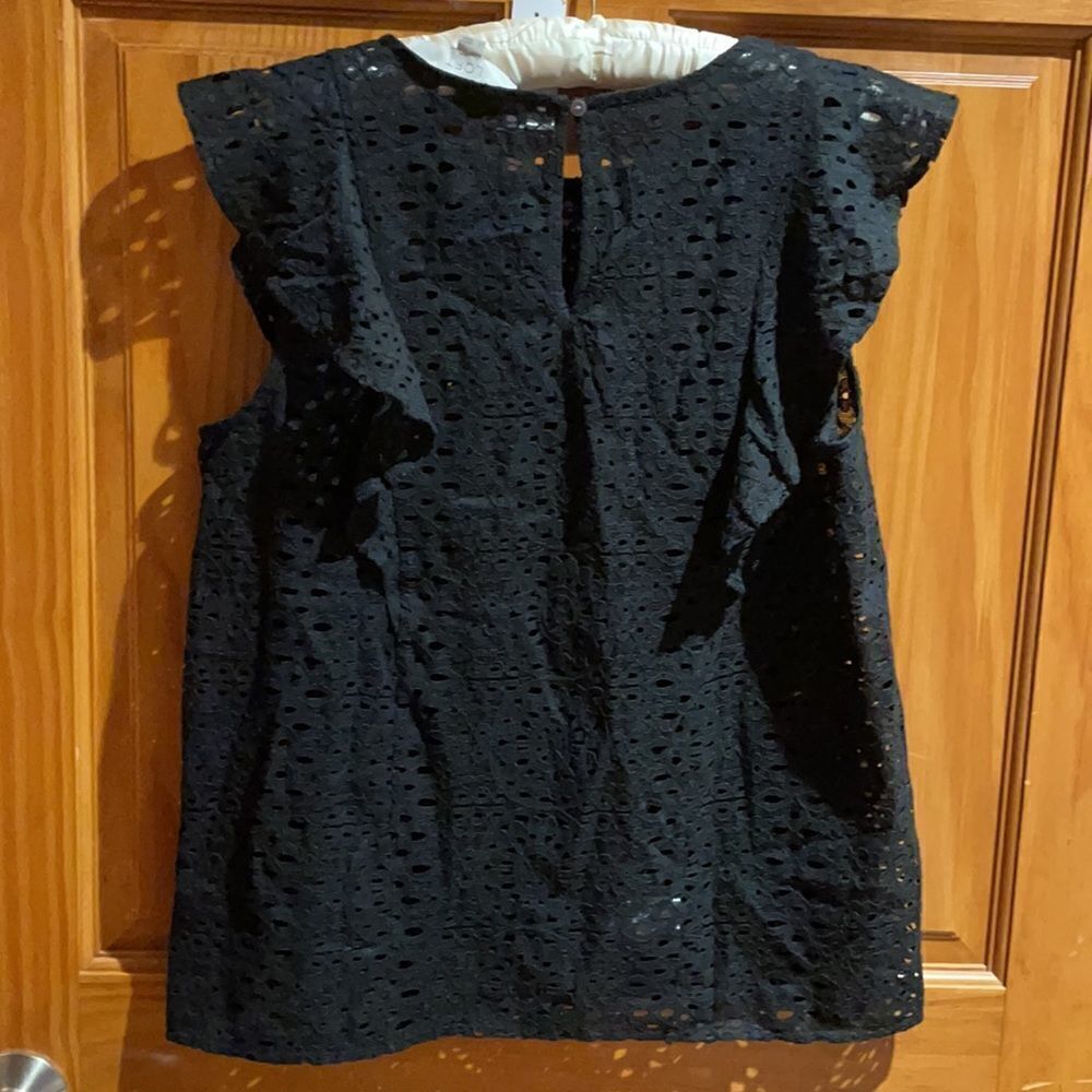 NWT Loft Black Peep Hole Sleeveless Top